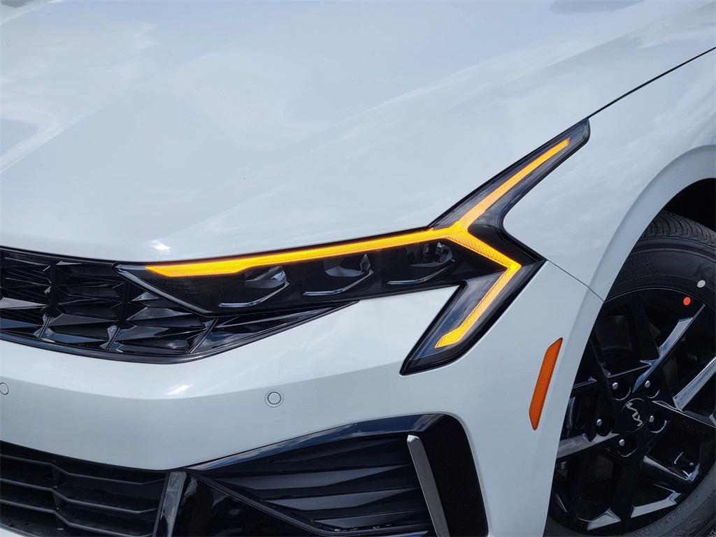 new 2026 Kia K5 car, priced at $26,107