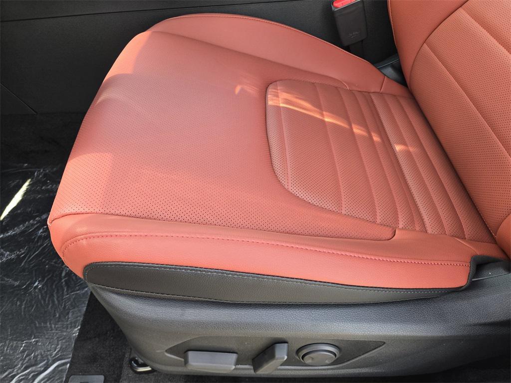 new 2025 Kia Sportage Hybrid car, priced at $35,036