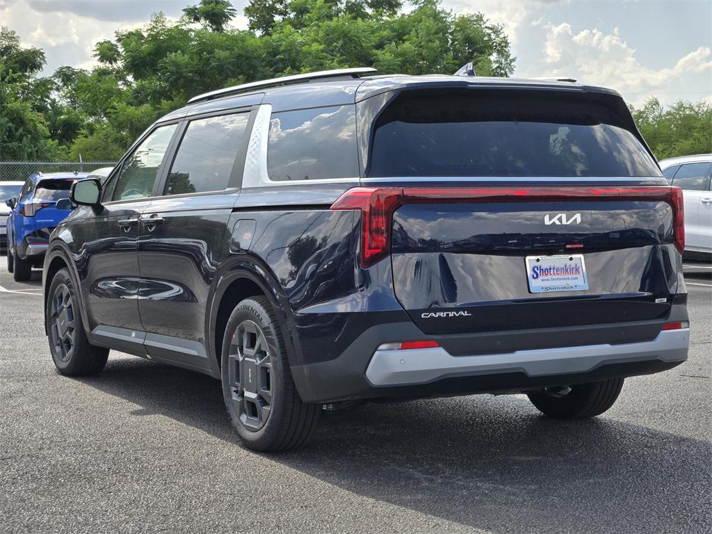 new 2026 Kia Carnival Hybrid car, priced at $43,625