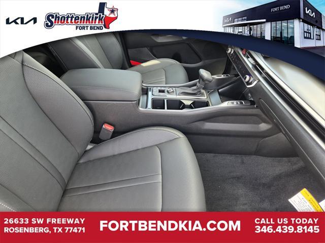 new 2025 Kia Sorento car, priced at $40,765