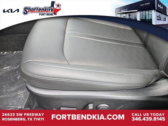 new 2025 Kia Sorento car, priced at $40,765