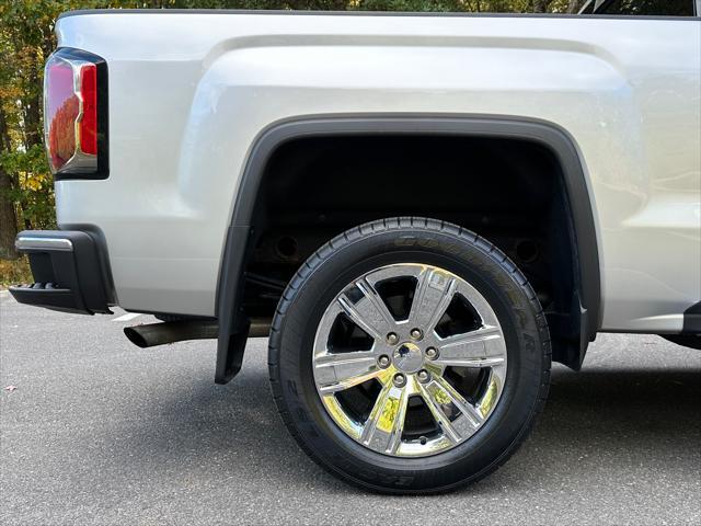 used 2018 GMC Sierra 1500 car, priced at $39,900