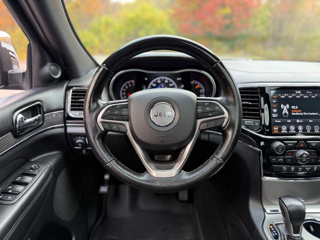 used 2020 Jeep Grand Cherokee car, priced at $28,900