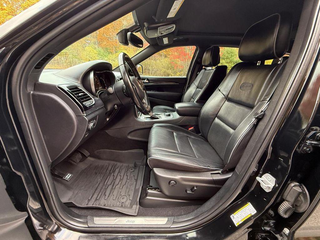 used 2020 Jeep Grand Cherokee car, priced at $28,900