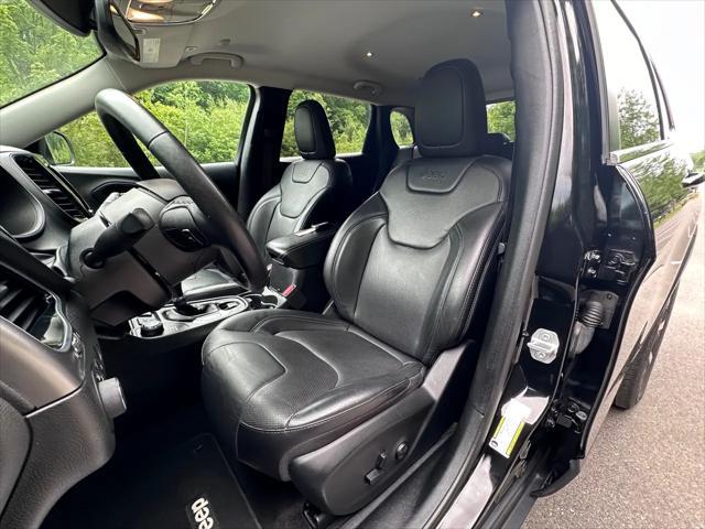 used 2019 Jeep Cherokee car, priced at $19,400