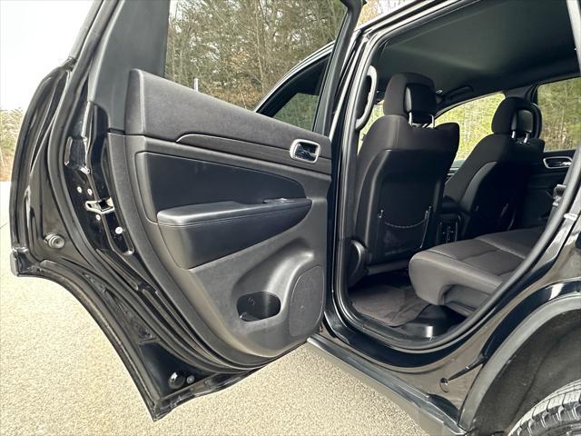 used 2018 Jeep Grand Cherokee car, priced at $18,900