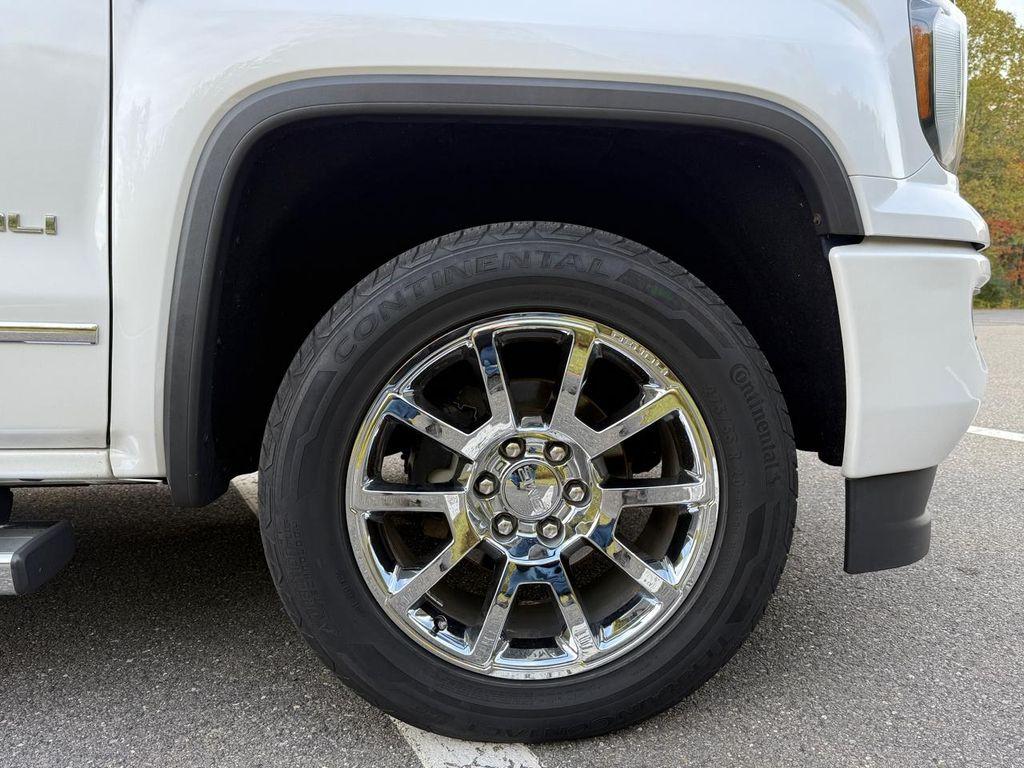 used 2017 GMC Sierra 1500 car, priced at $29,900