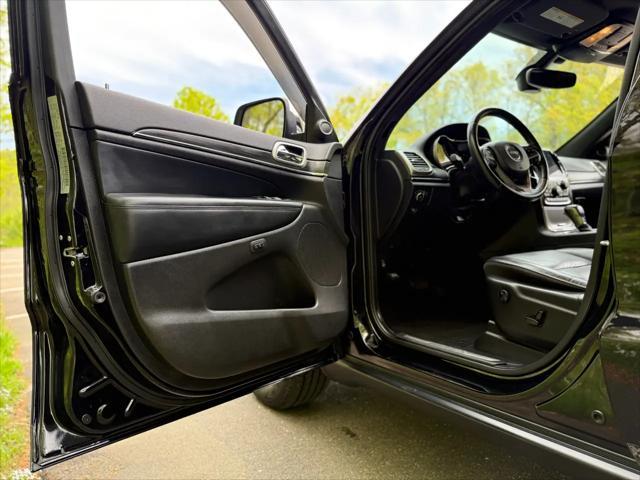 used 2020 Jeep Grand Cherokee car, priced at $24,900