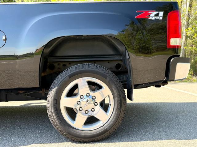 used 2013 GMC Sierra 2500 car, priced at $30,900