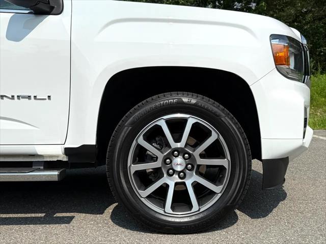 used 2021 GMC Canyon car, priced at $34,900