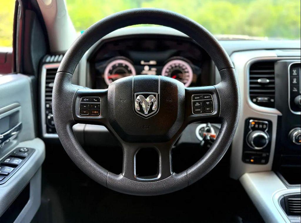 used 2019 Ram 1500 Classic car, priced at $28,900