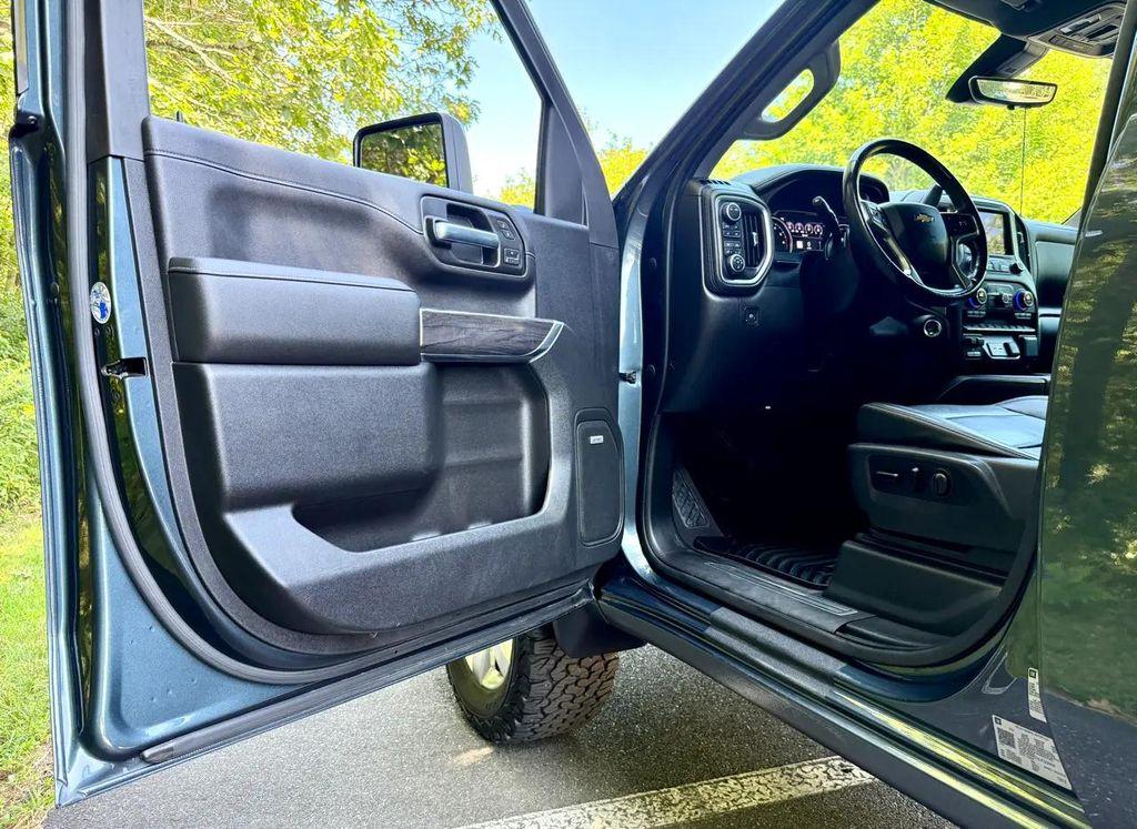 used 2020 Chevrolet Silverado 2500 car, priced at $39,900