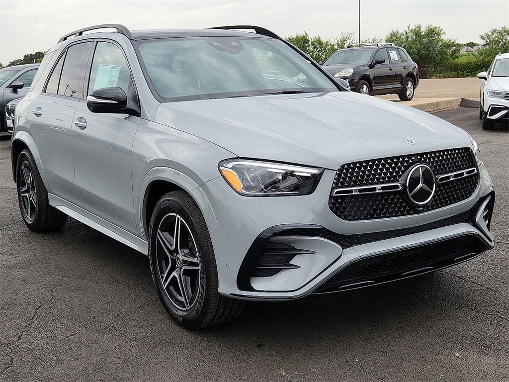 new 2025 Mercedes-Benz GLE 450 car, priced at $84,530