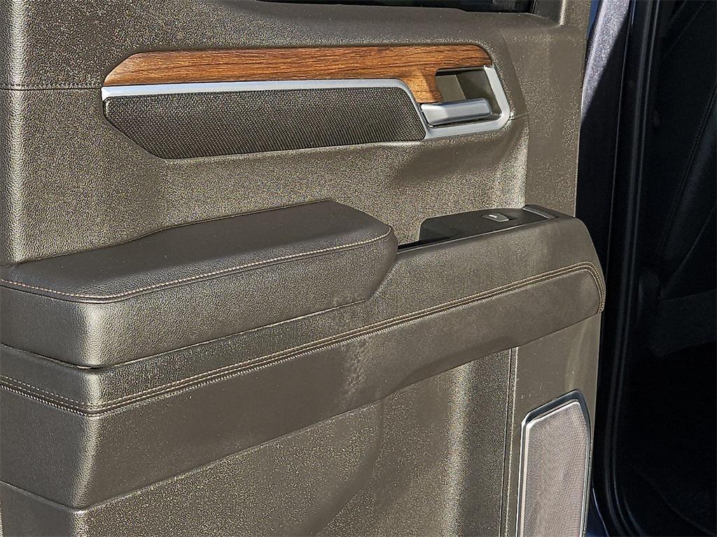 used 2022 Chevrolet Silverado 1500 car, priced at $42,888