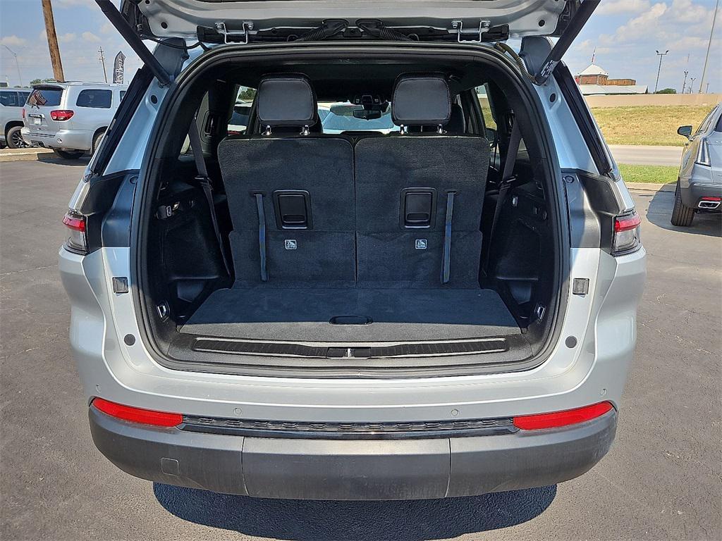 used 2024 Jeep Grand Cherokee L car, priced at $29,456
