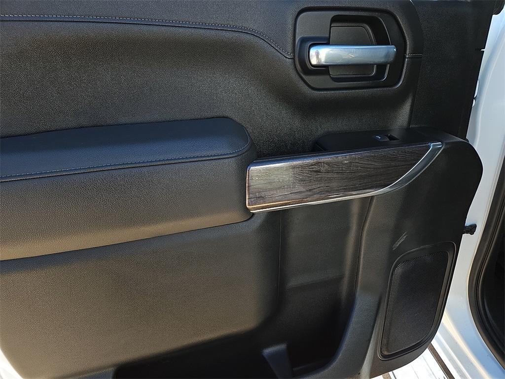 used 2021 Chevrolet Silverado 1500 car, priced at $32,900