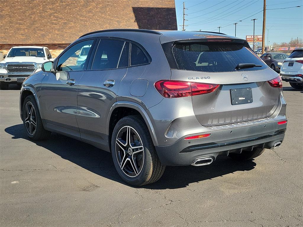 new 2025 Mercedes-Benz GLA 250 car, priced at $54,615