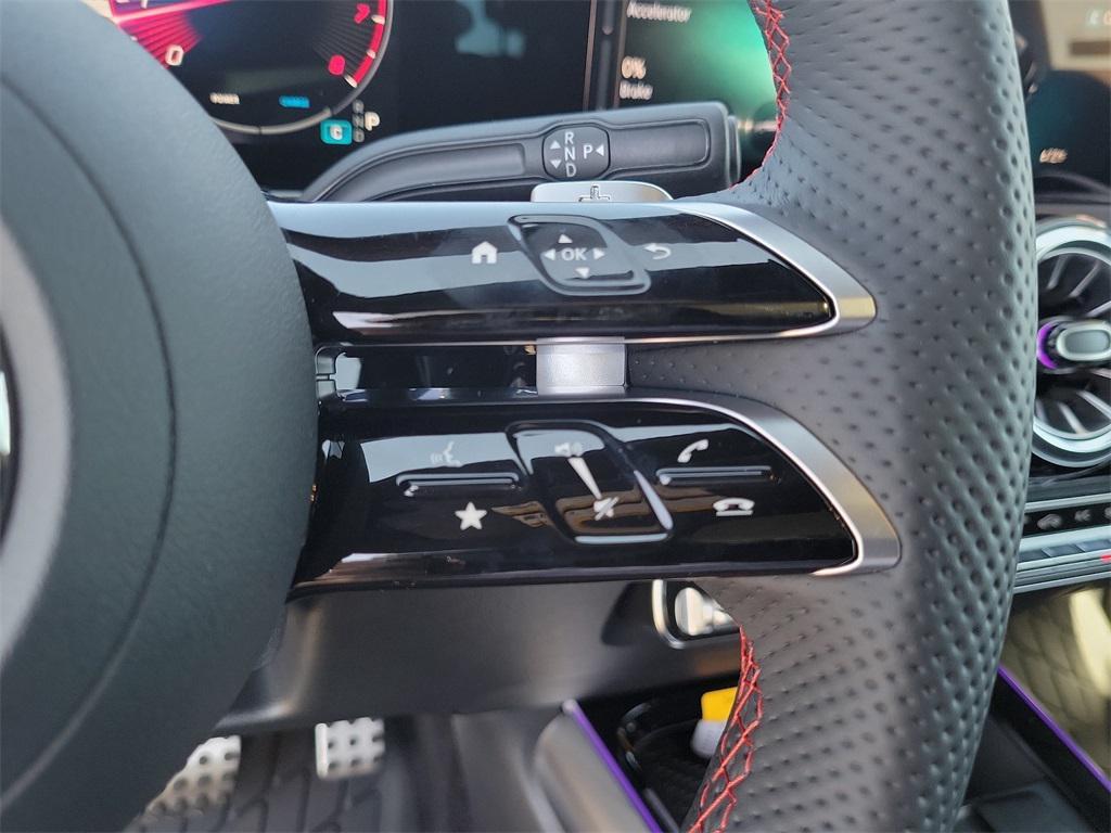 new 2025 Mercedes-Benz GLA 250 car, priced at $54,615