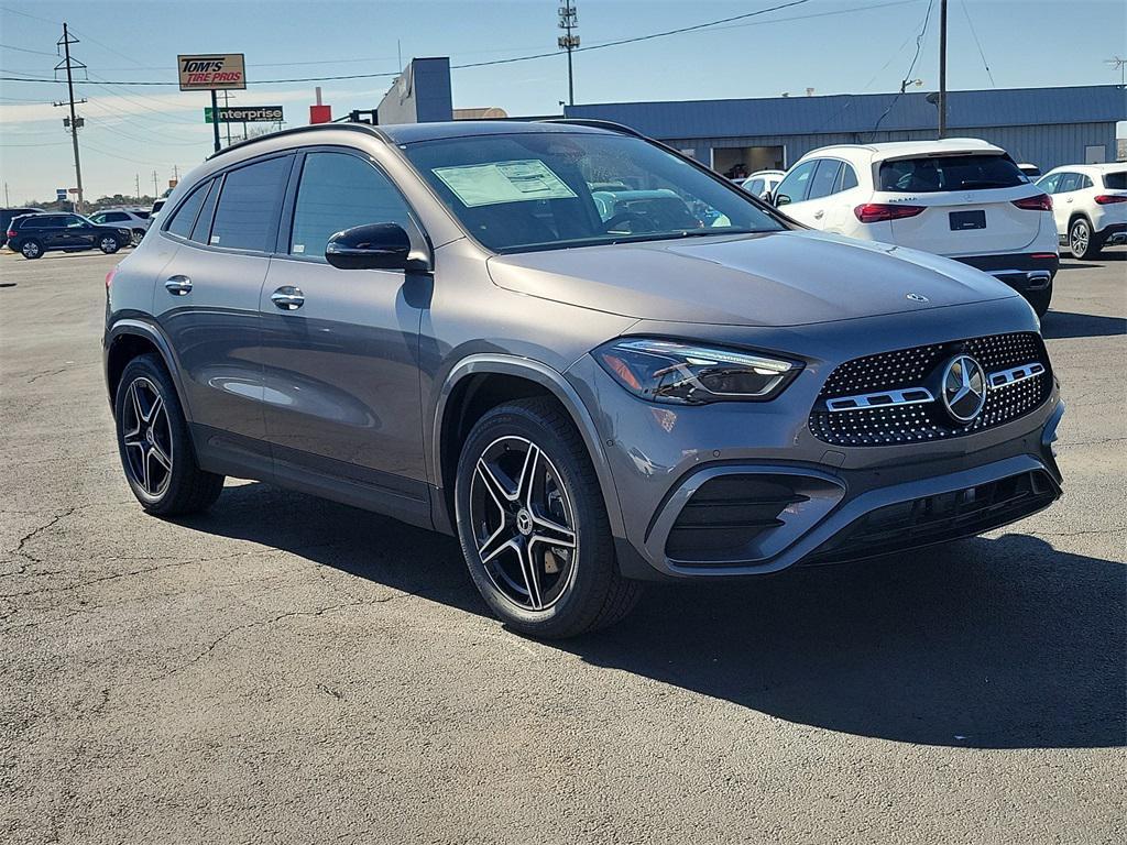 new 2025 Mercedes-Benz GLA 250 car, priced at $54,615