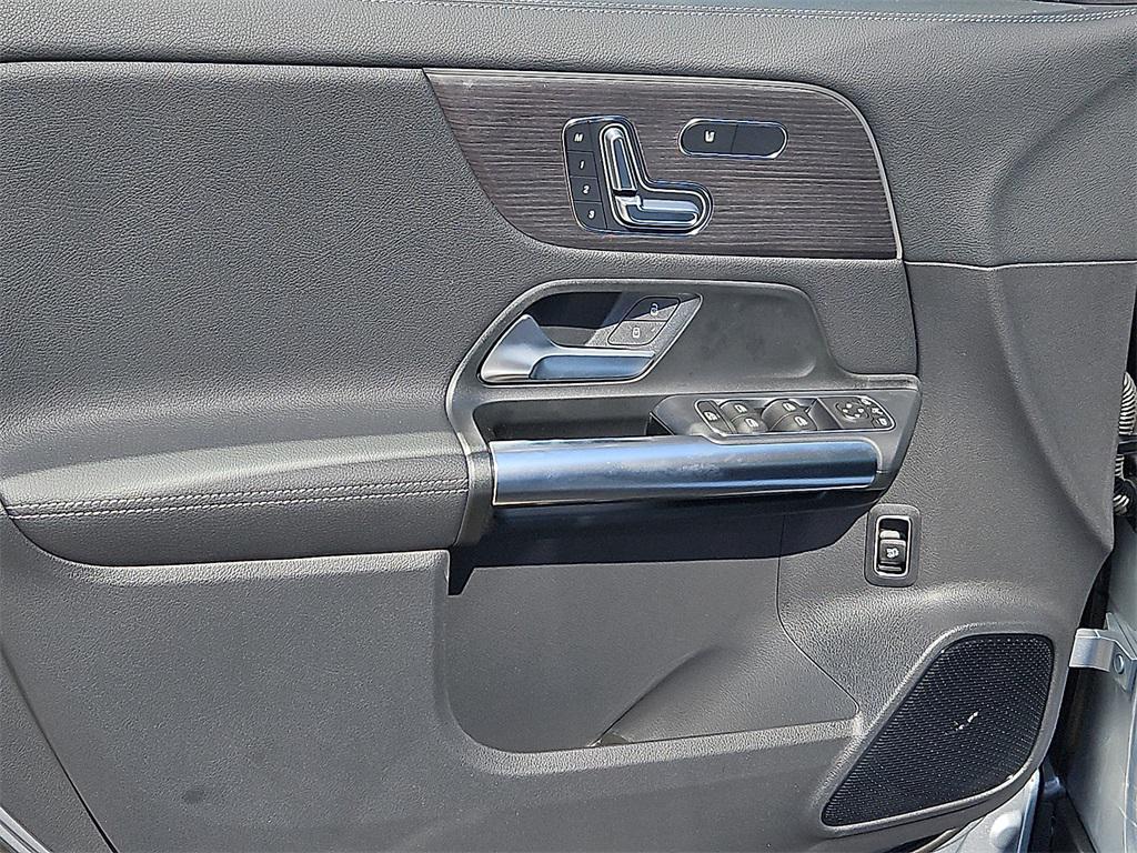 new 2026 Mercedes-Benz GLA 250 car, priced at $50,935