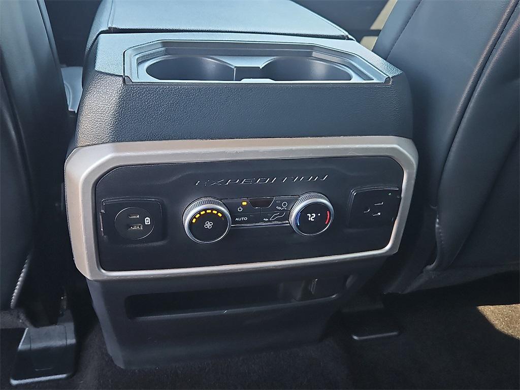 used 2022 Ford Expedition car, priced at $29,888