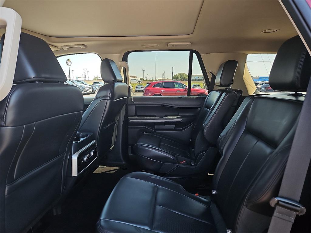 used 2022 Ford Expedition car, priced at $29,888