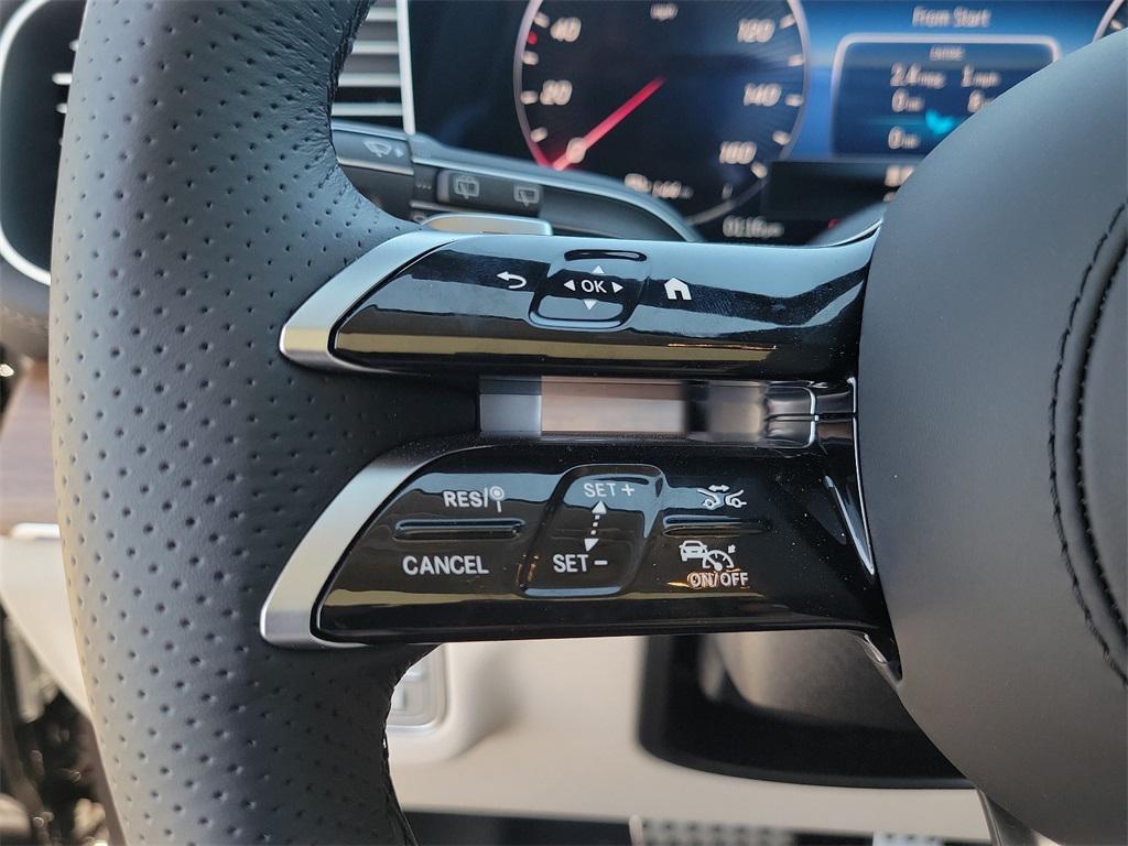 new 2025 Mercedes-Benz GLS 450 car, priced at $96,585