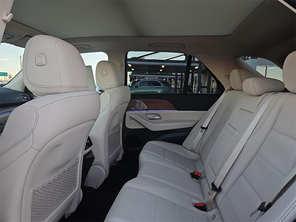 new 2026 Mercedes-Benz GLE 450 car, priced at $83,035