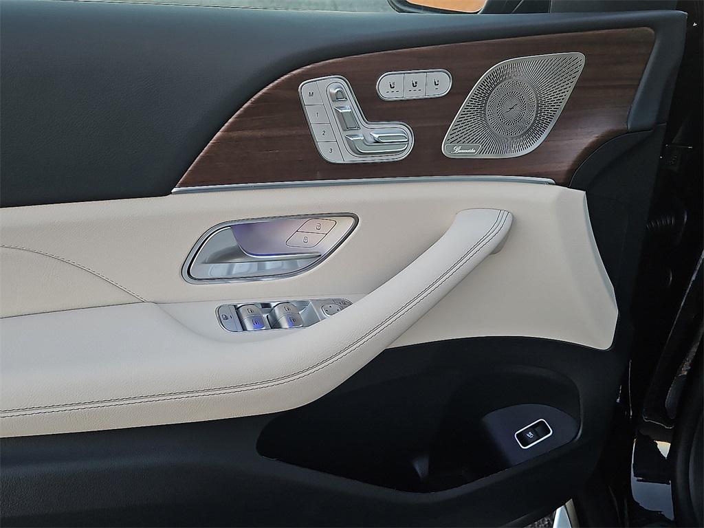 new 2026 Mercedes-Benz GLE 450 car, priced at $83,035