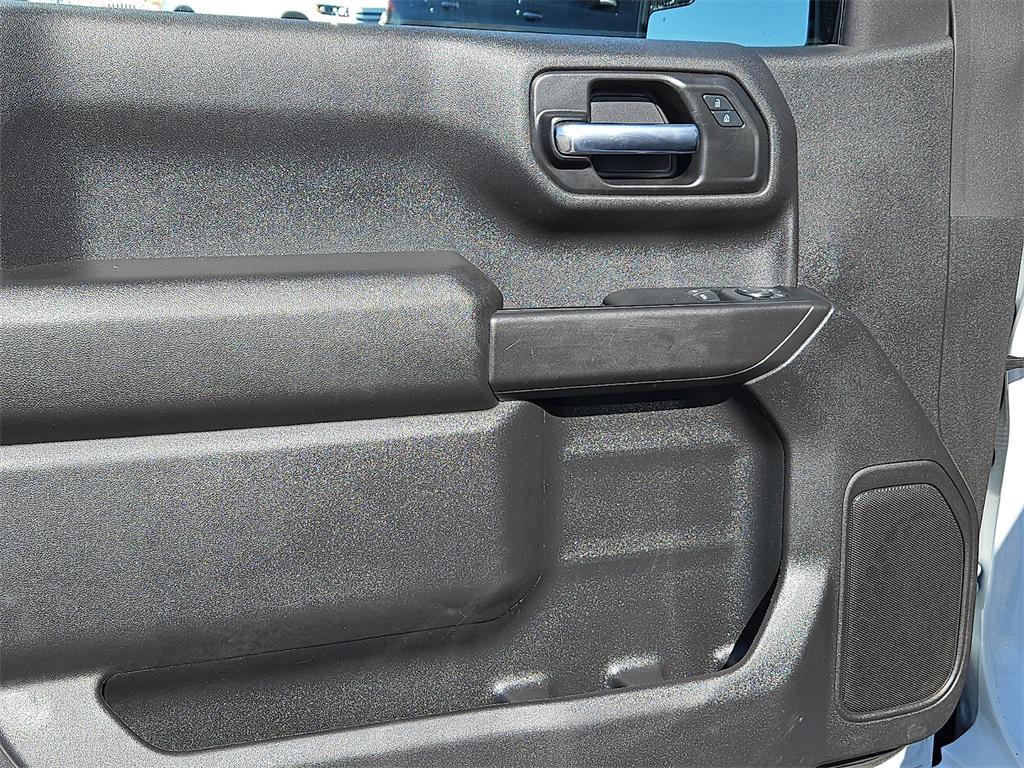 used 2024 Chevrolet Silverado 1500 car, priced at $27,252