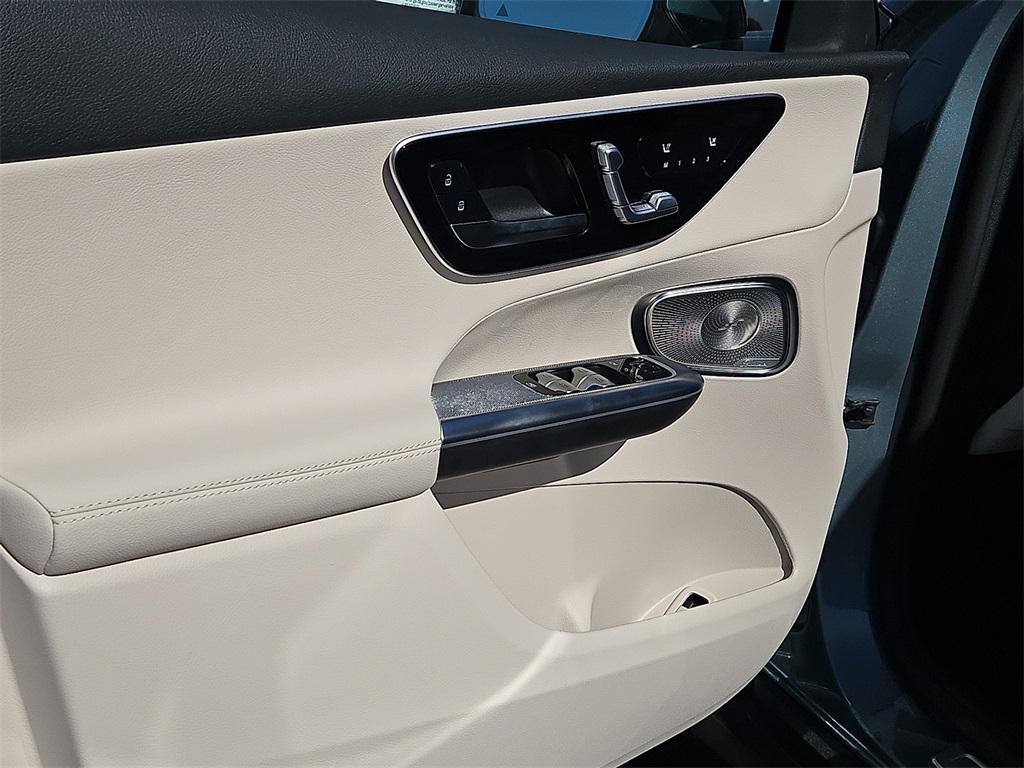 new 2026 Mercedes-Benz GLC 300 car, priced at $58,470