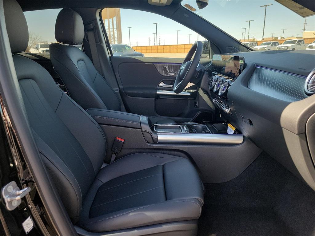 new 2025 Mercedes-Benz GLA 250 car, priced at $45,845