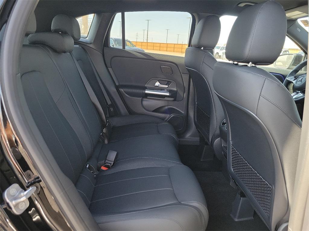 new 2025 Mercedes-Benz GLA 250 car, priced at $45,845