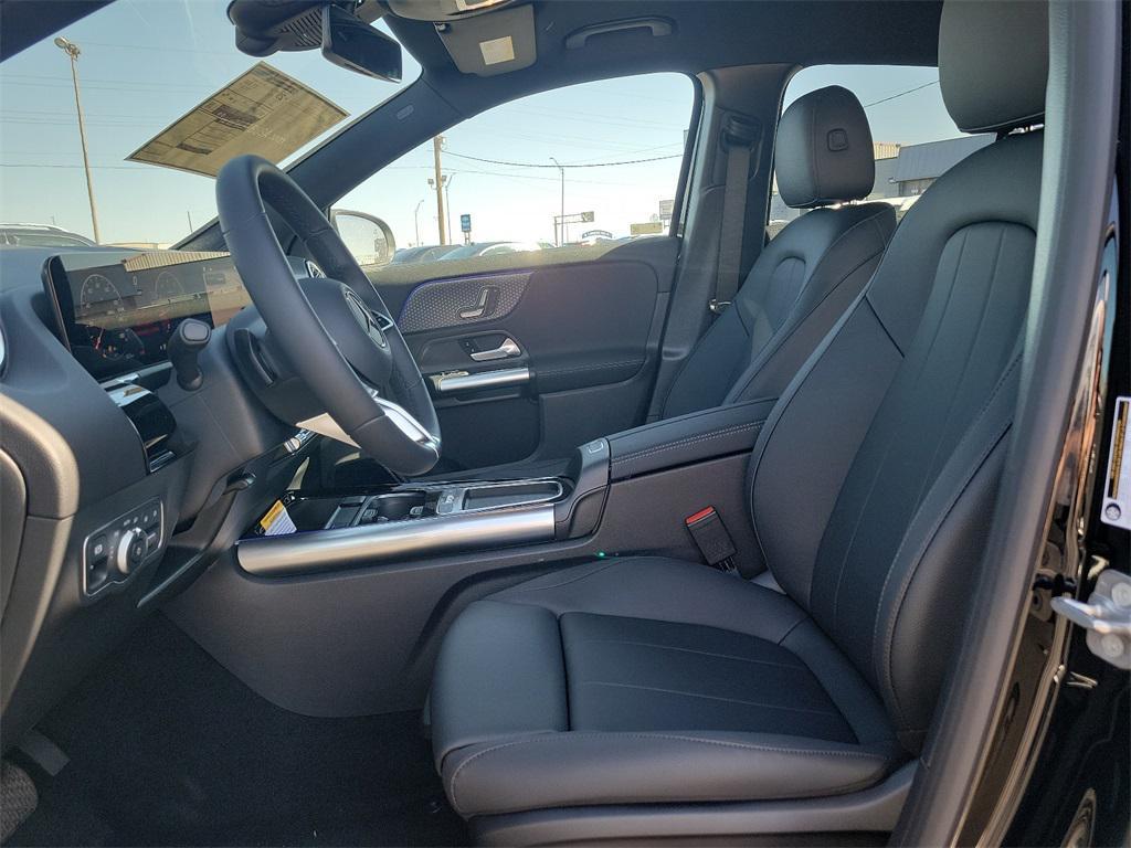 new 2025 Mercedes-Benz GLA 250 car, priced at $45,845