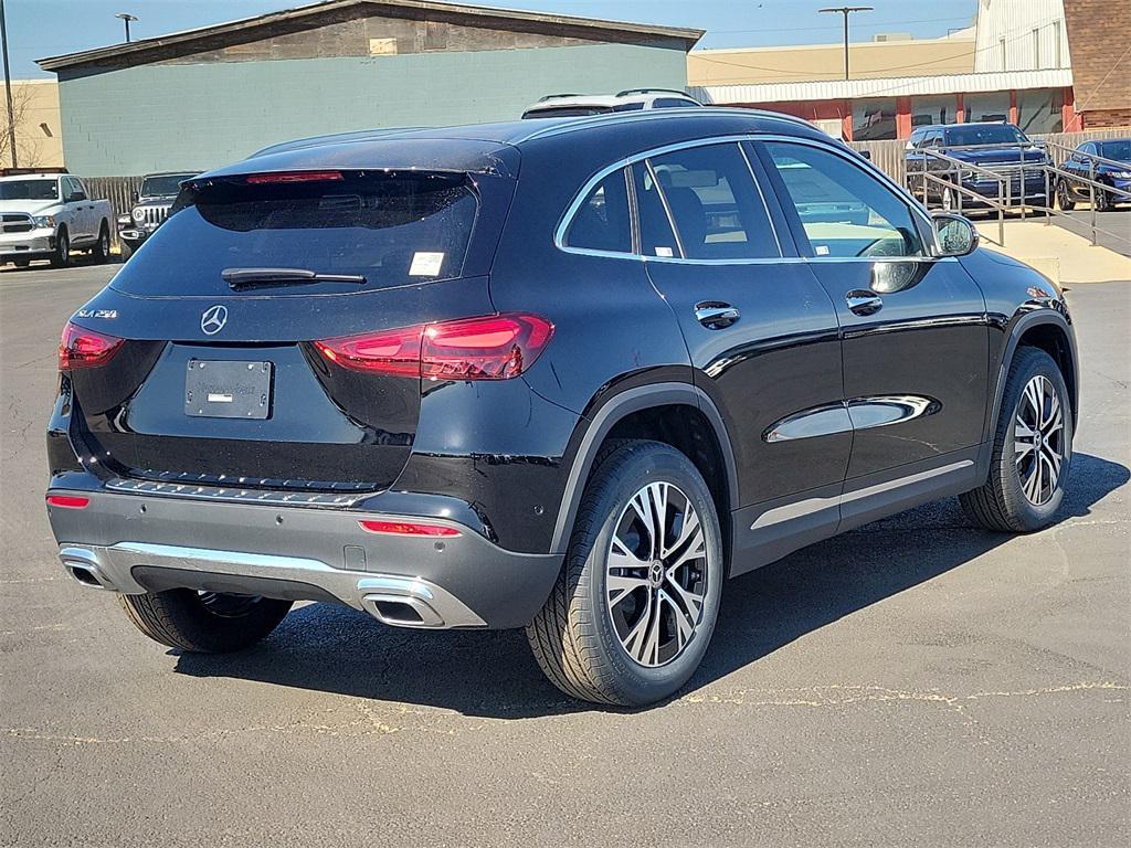 new 2025 Mercedes-Benz GLA 250 car, priced at $45,845