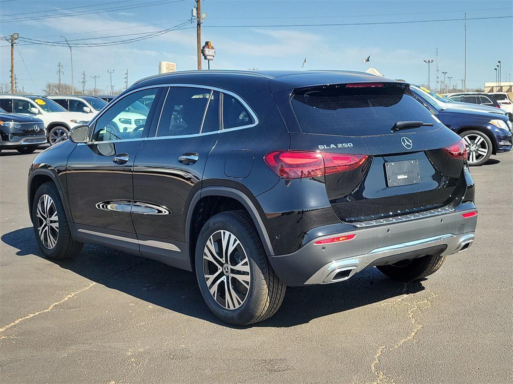 new 2025 Mercedes-Benz GLA 250 car, priced at $45,845