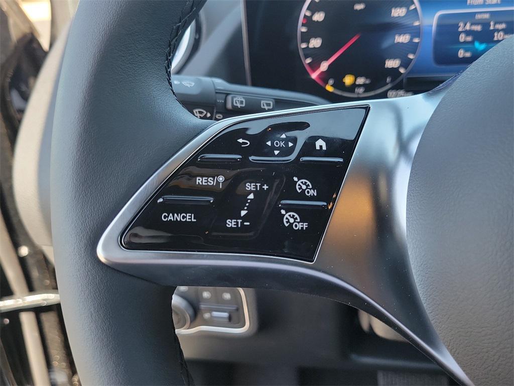 new 2025 Mercedes-Benz GLA 250 car, priced at $45,845