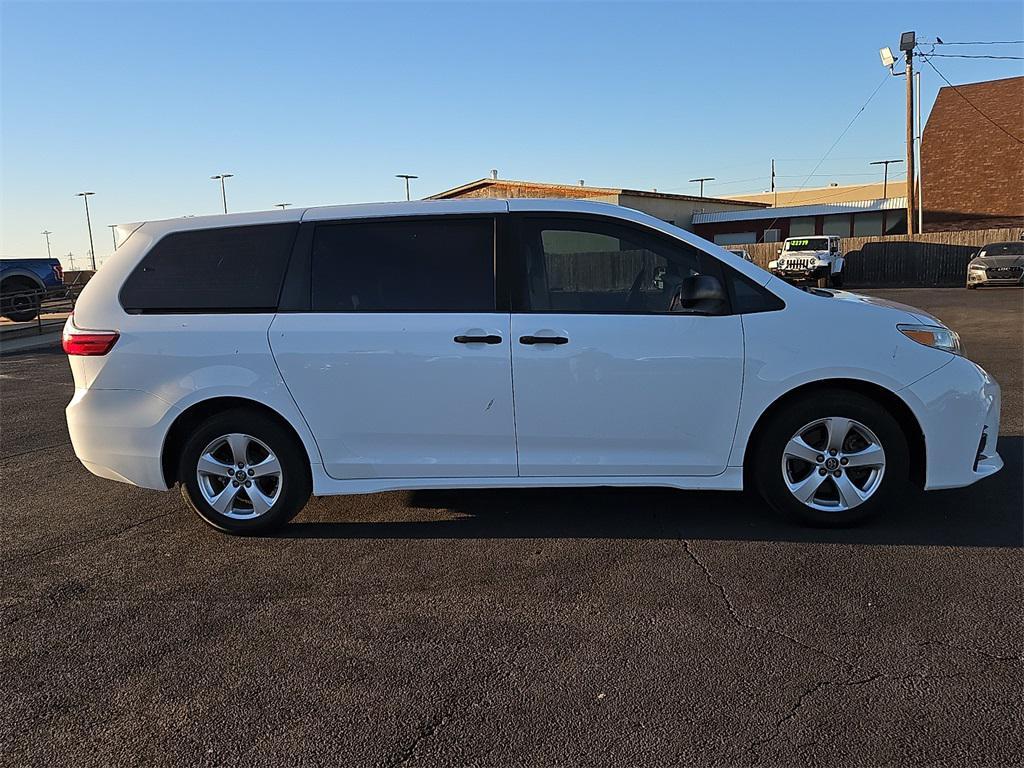 used 2018 Toyota Sienna car, priced at $26,390