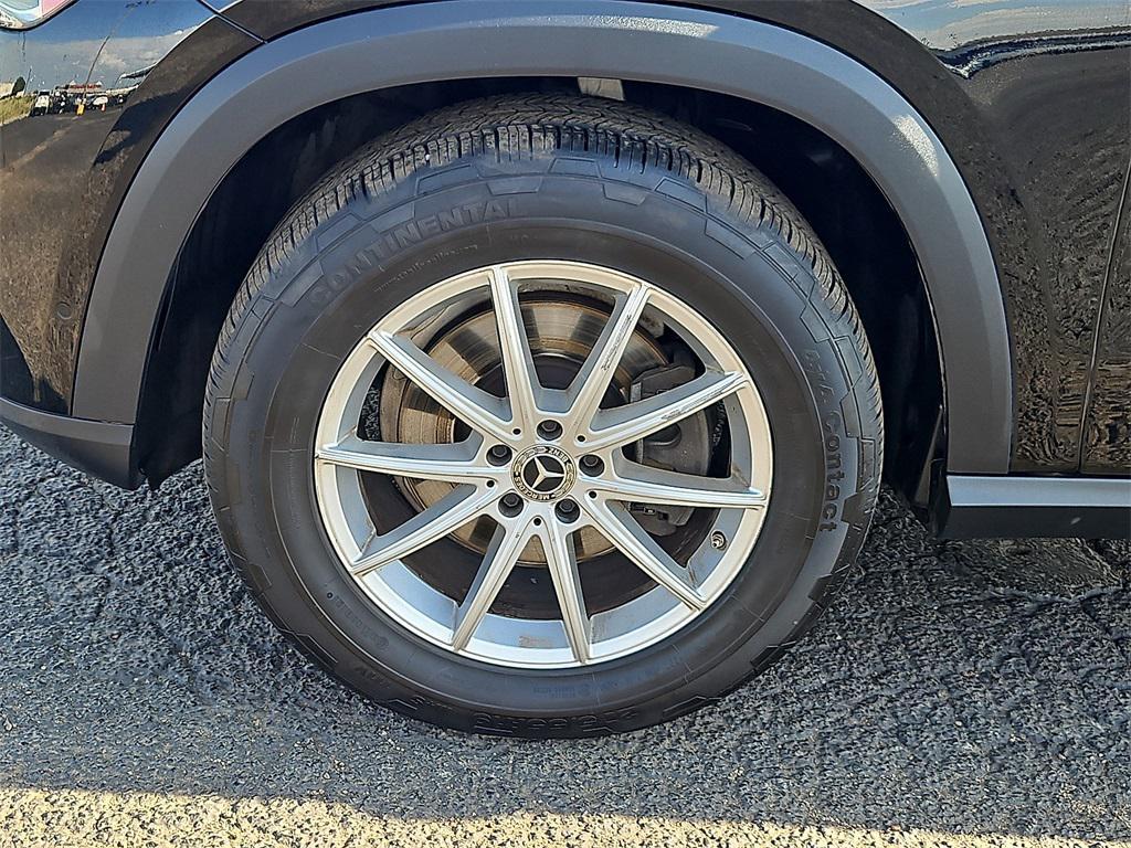 used 2024 Mercedes-Benz GLE 350 car, priced at $41,988