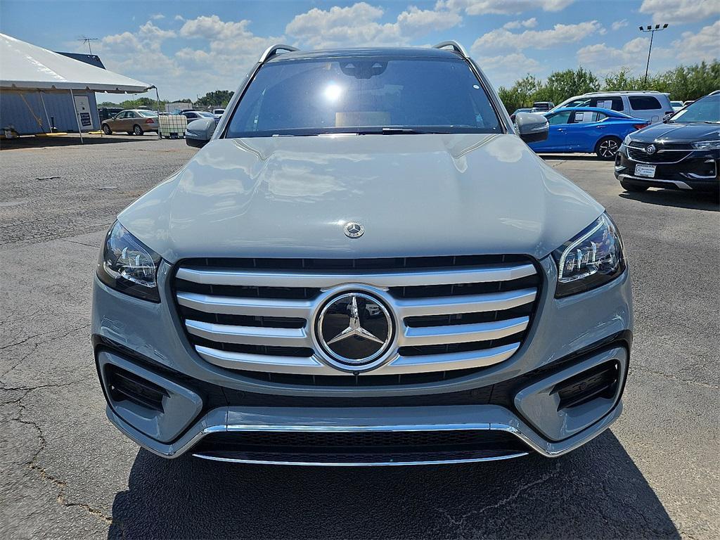 new 2025 Mercedes-Benz GLS 580 car, priced at $124,660