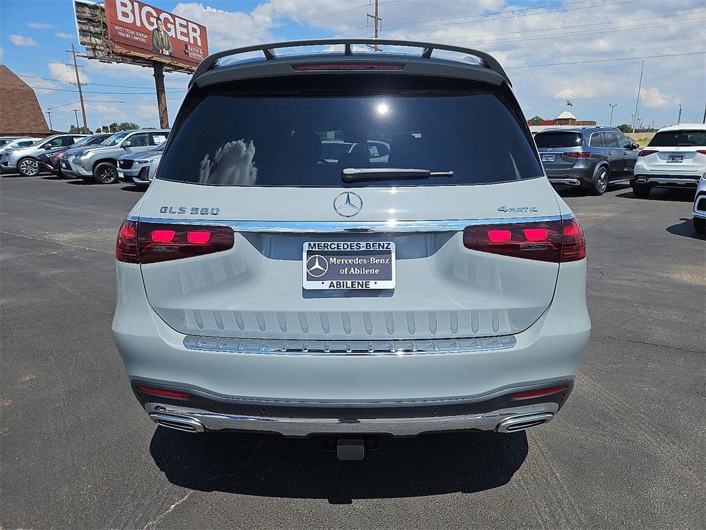 new 2025 Mercedes-Benz GLS 580 car, priced at $124,660