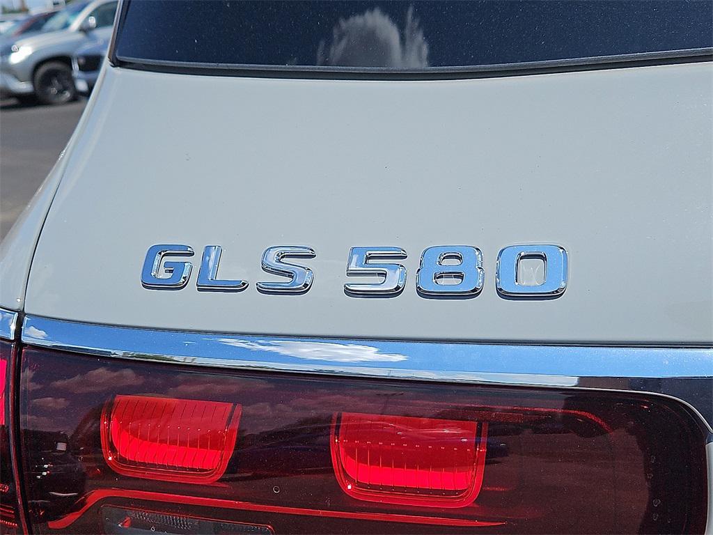 new 2025 Mercedes-Benz GLS 580 car, priced at $124,660