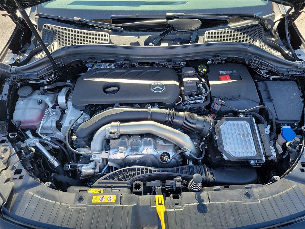 new 2025 Mercedes-Benz GLA 250 car, priced at $46,650