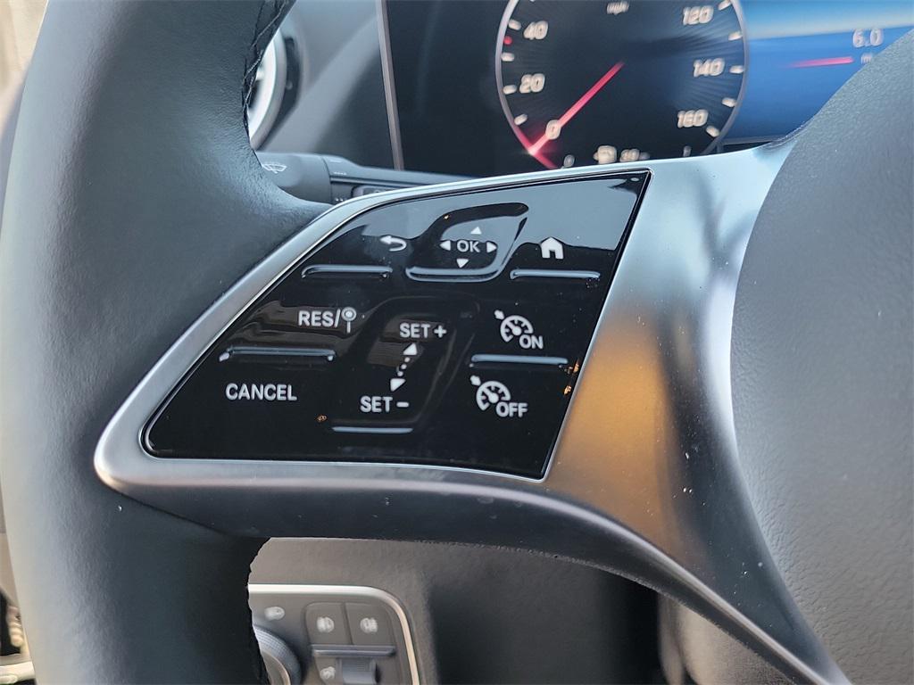 new 2025 Mercedes-Benz GLA 250 car, priced at $46,650