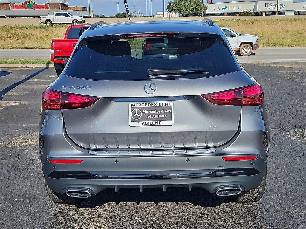new 2026 Mercedes-Benz GLA 250 car, priced at $52,000