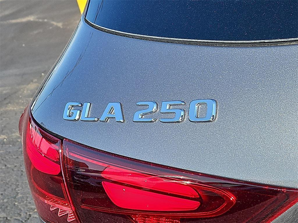 new 2026 Mercedes-Benz GLA 250 car, priced at $52,000