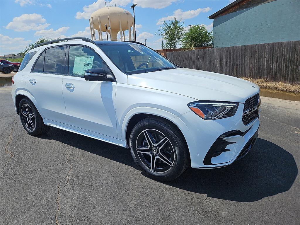 new 2025 Mercedes-Benz GLE 450 car, priced at $84,530