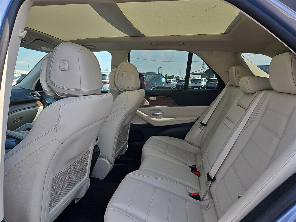 new 2026 Mercedes-Benz GLE 450 car, priced at $95,805
