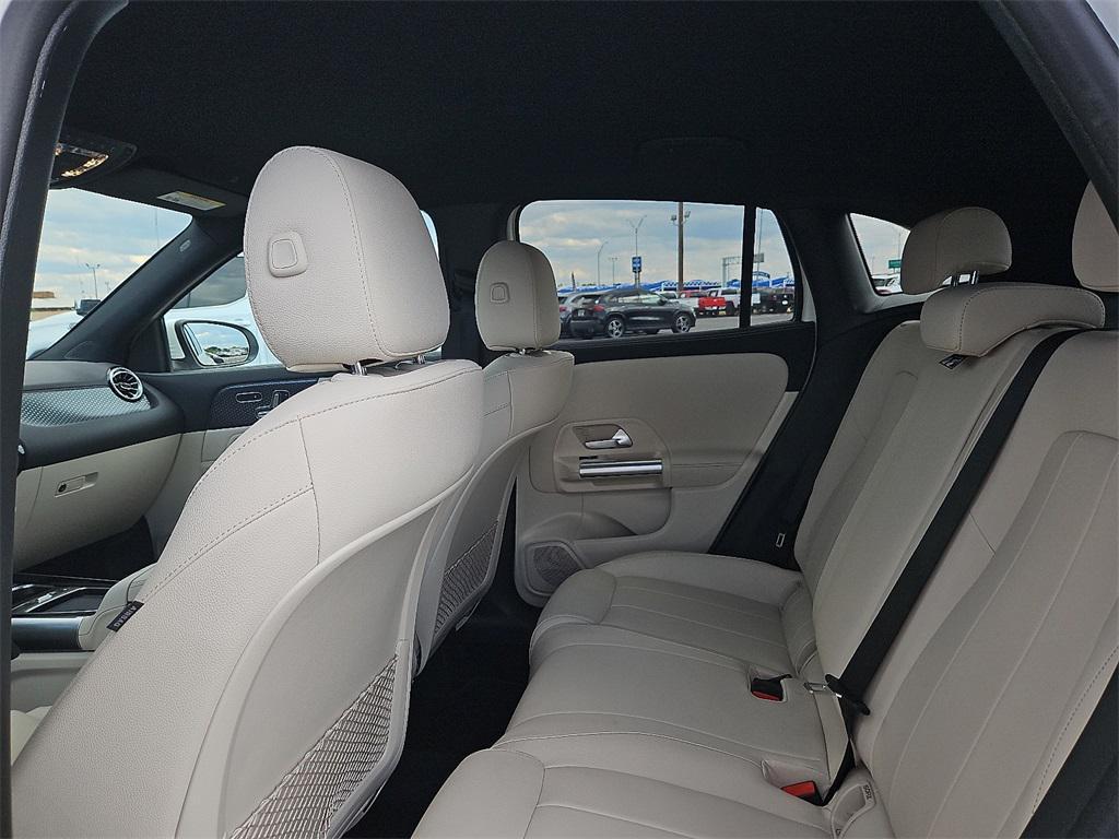 used 2025 Mercedes-Benz GLA 250 car, priced at $40,326