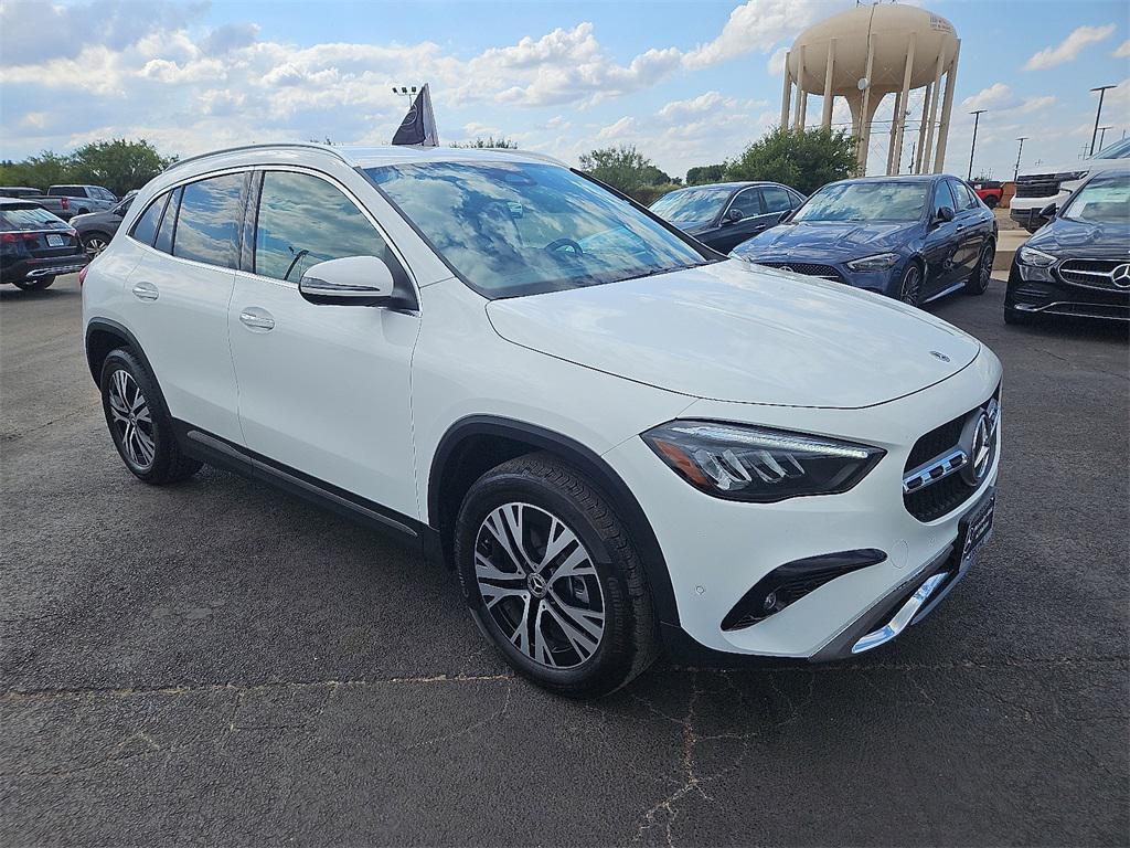 used 2025 Mercedes-Benz GLA 250 car, priced at $40,326